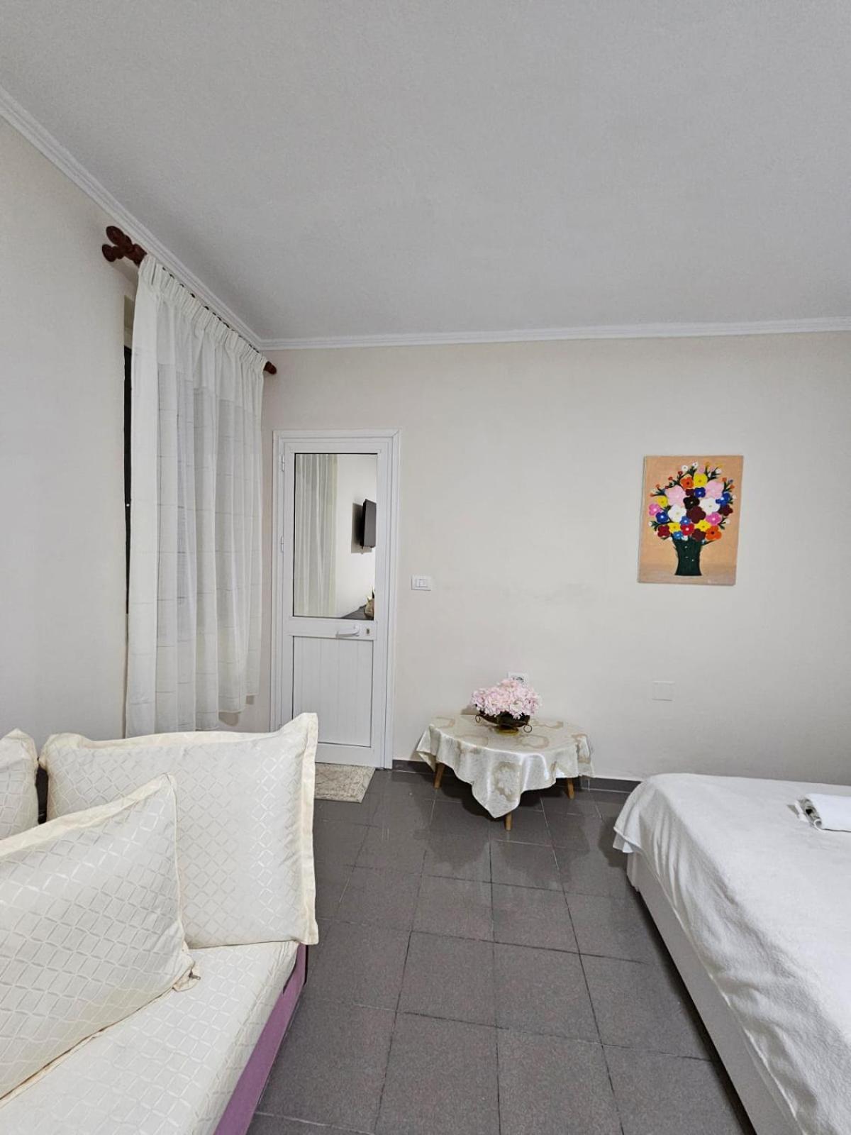Apartament Endi Centre Tirana